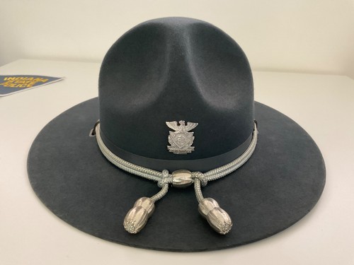 Old hat ancien chapeau - hat,,