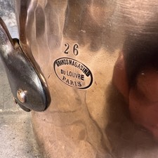 Grands magasins du Louvre #26 hammered saucepan 2.5 mm bevel hand forged handle 