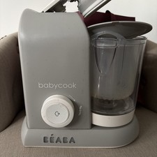 Beaba Baby Cooker and Blender! Barely USED!