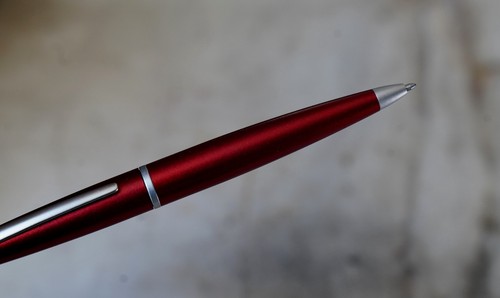 Tres beau stylo bille - cross, en