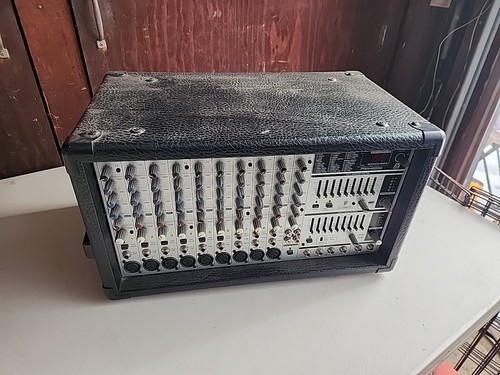 Behringer europower pmx - behringer, 2000