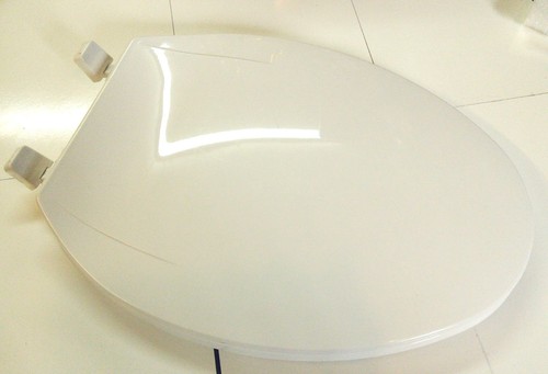 Elongated toilet seat 75 - seat:, 13.75"