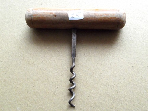Ancien tire bouchon - (n°25,