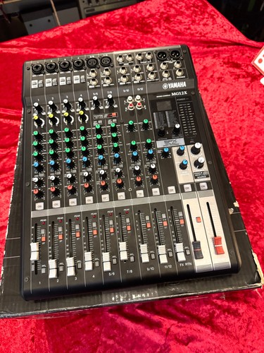 Yamaha mg12x mixer stereo 12 - yamaha,
