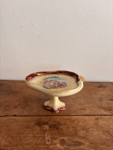 Coupe piédestal drageoir - coupe,