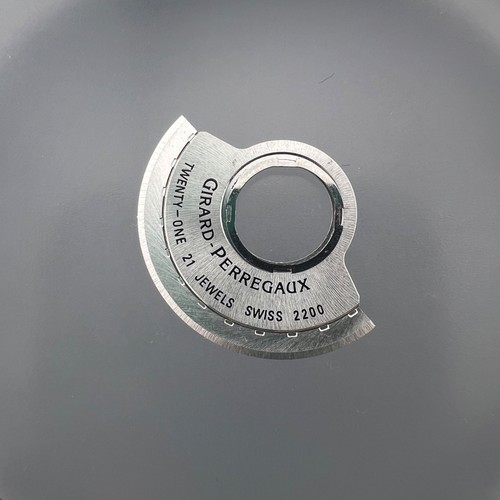 Masse oscillante logata pour - oscillante,
