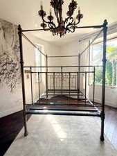 Lit antique en laiton avec