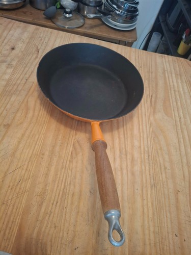 Poêle creuset 28cm fonte - le,