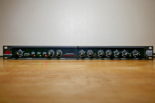 Préampli micro dbx mic preamp - micro,