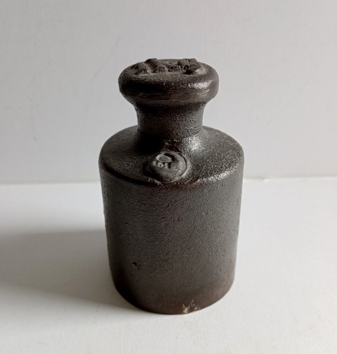 Poids 1kg ancien fonte - de,