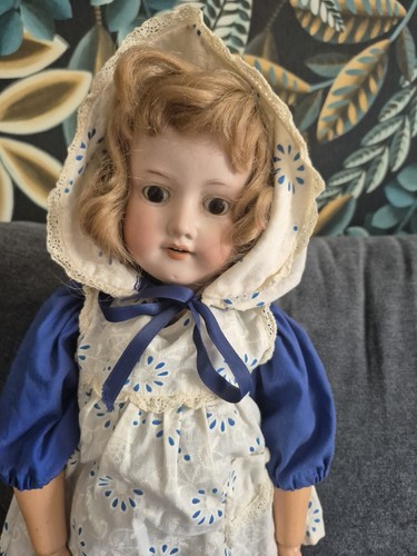 Belle poupée ancienne tête