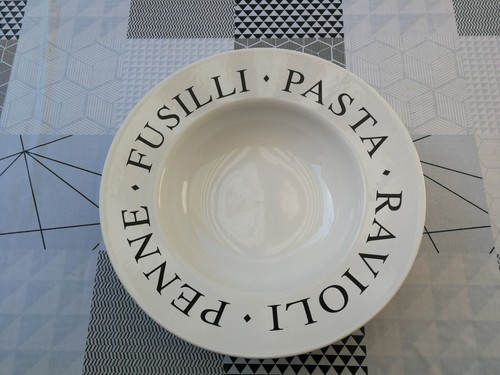 Assiette pates très - à,