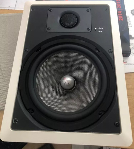 Enceinte haut parleur - haut,