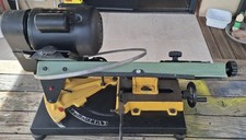 Scie à métaux électrique