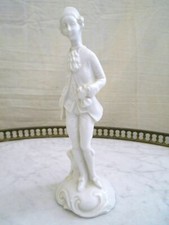 FIGURINE GENTILHOMME A LA