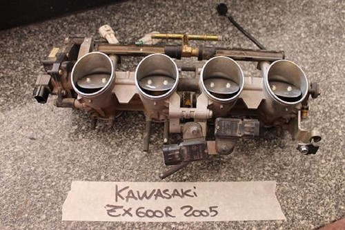 Corps papillon kawasaki zx - corps,