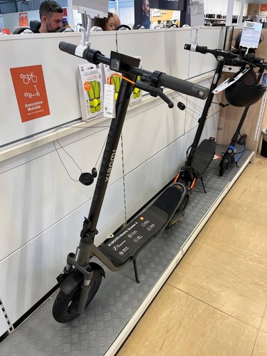 Trottinette neuve électrique - trottinette,