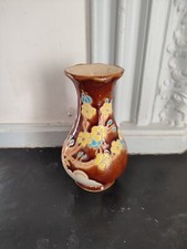 Vase en faïence décor floral