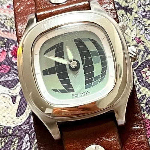 Montre hybride analogique