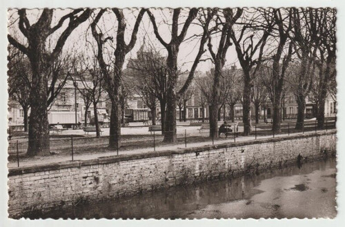 Sainte ménéhould cpsm - 51,