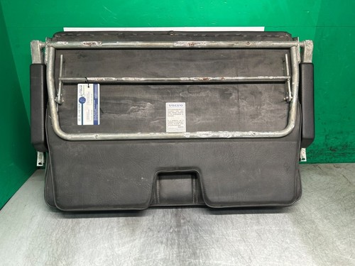 Siege arrière volvo 240 245 - siege, c