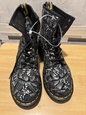 Doc Dr Martens Vonda Mono 1460 Embroidered Flowers Combat Boots Size 7