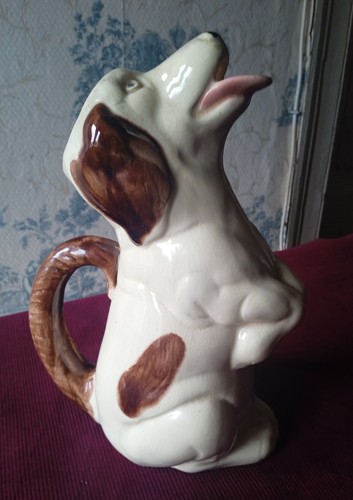 Pichet zoomorphe chien - pichet,
