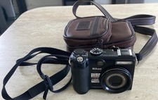 Nikon COOLPIX P5100 12.1MP Digital Camera - Black With Cary Case Untested