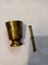 Small bronze mortar stamped A A S weight 250 grs height 6 cms