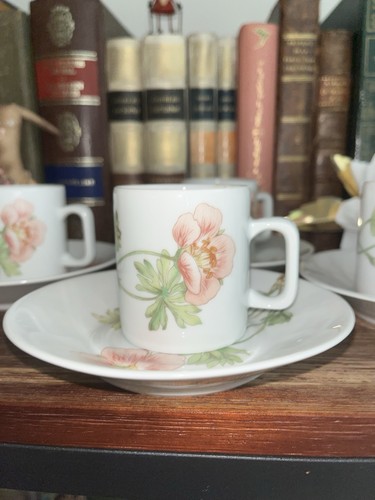 Lot tasses sous - tasses,