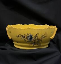 Jardinière ancienne, signée H.V.E. TOY, décor floral sur fond jaune