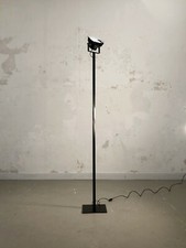  1980-1990 LUMESS POSTMODERNIST LAMP MEMPHIS MINIMAL RADICAL Stilnovo