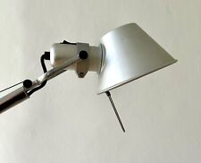 Lampe TOLOMEO (modele TOLOMEO Grande taille, table ARTEMIDE)