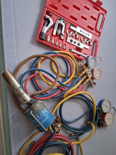 Vend materiel frigoriste suite