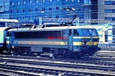 PHOTO  BELGIAN RAILWAYS -  VIEW 2 SNCB/NMBS   CLASS 21 NO 2155  ENTERING BRUSSEL