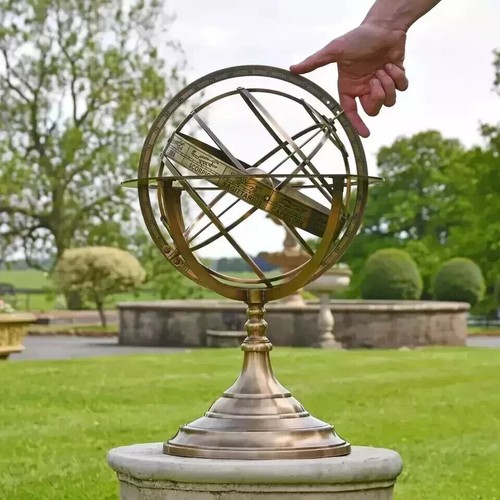 Grand plateau ancien - , sphère