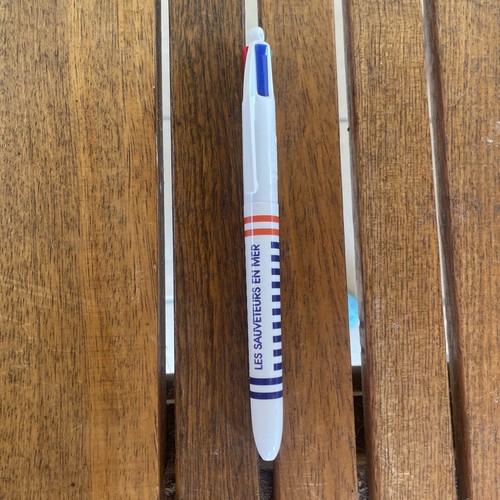 Stylo bic couleurs les - couleurs,