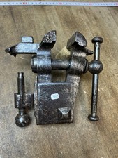 etau a enclume outil ancien