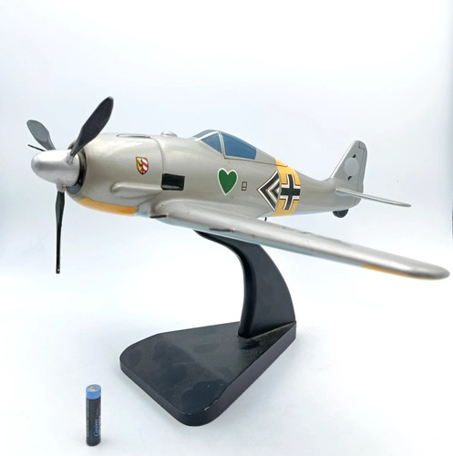 Avion bois 38cm - en, sur