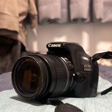 Canon EOS 1100D Digital SLR