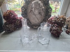 2 Cruche à eau , carafe