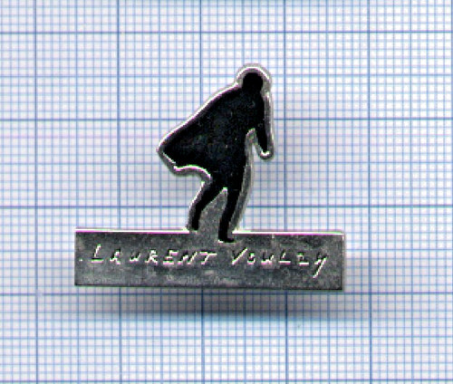 Pin chanteur laurent - chanteur, voulzy