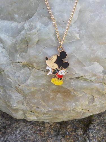 Collier fine chainette - fine, doree