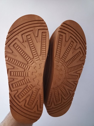 Bottines compensées camel