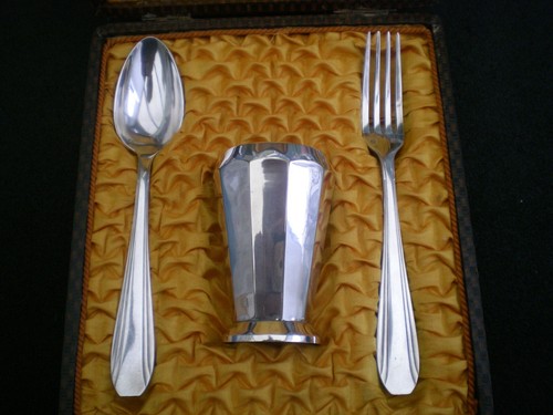 Tres beau coffret en - ,