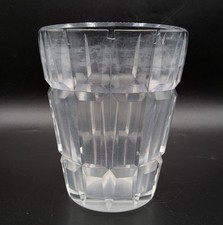 Vase en cristal blanc soufflé