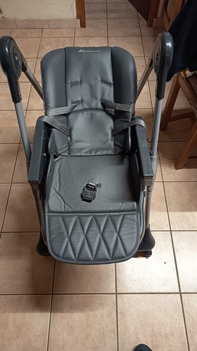 Chaise haute bébé confort - chaise,