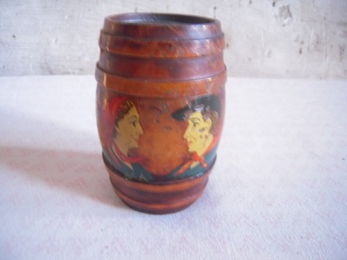 Ancienne petite tirelire - petite,