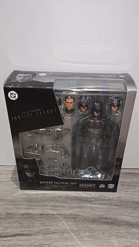 Medicom mafex 272 batman - mafex,