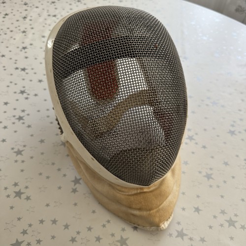 Ancien casque escrime - casque, cuir